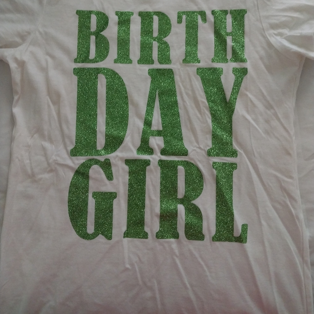 Short sleeve tee